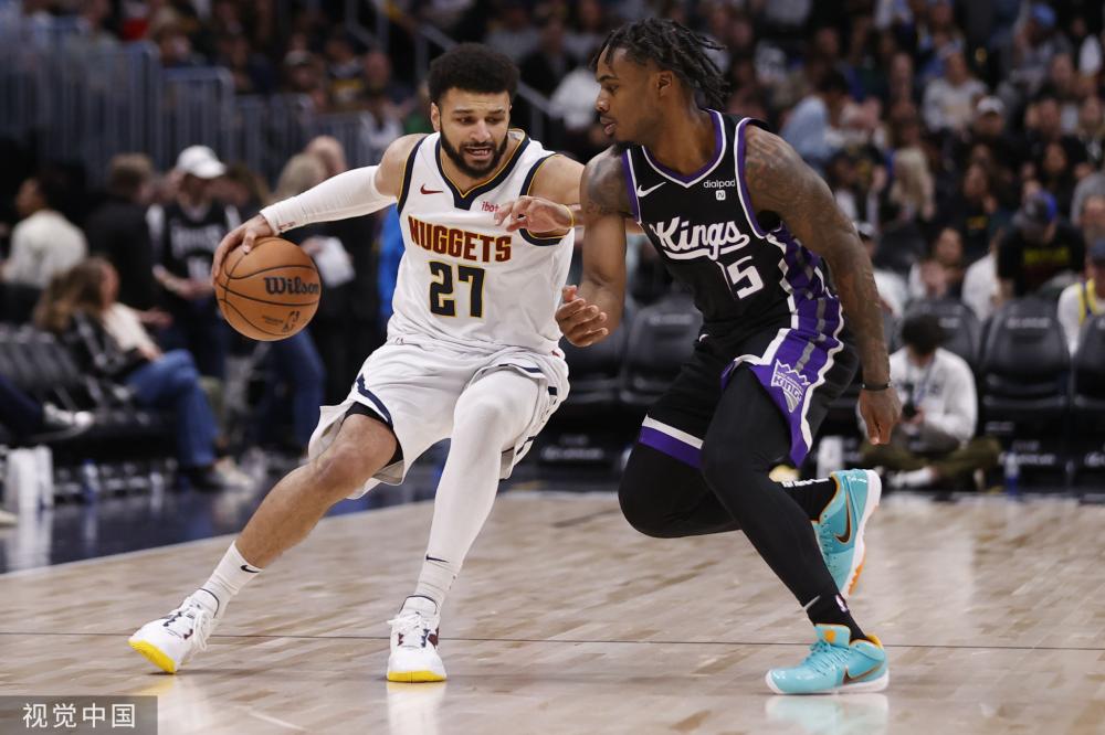 老队员主动 老队员主动