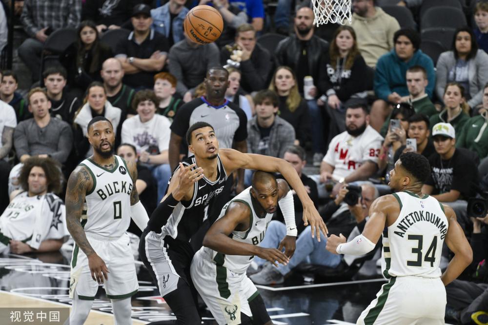 迎来一条振 迎来一条振